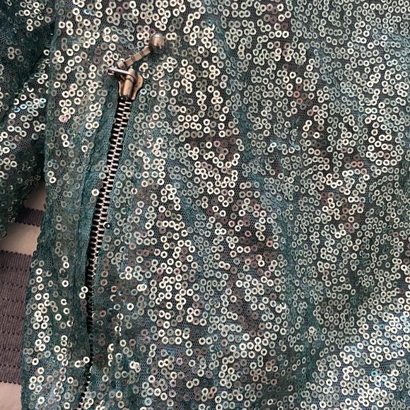 Taylor Swift Inspired Green Bomber Jacket - Picture 9 of 10